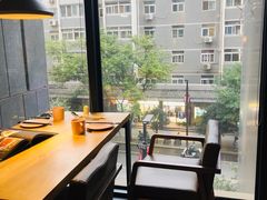 靠窗位-東舍食唐精品陕菜馆