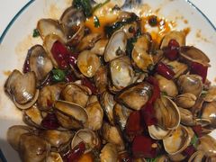 -嗨辣小聚·盘锦河蟹·海鲜烧烤龙虾(盘锦十年好店)