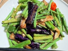 -年辉渔村·非遗传承餐厅(新丰江店)