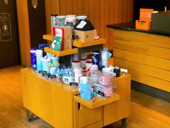 零售区-星巴克(红房子店)