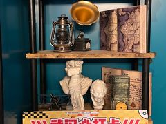-荒岛实景沉浸密室(江汉路1店)