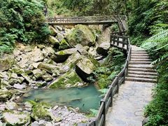 -龙水峡地缝景区