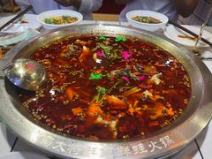 -蛙一刀·麻椒鱼火锅(金仙桥店)