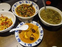 -八碗湘长沙市井菜(坡子街店)