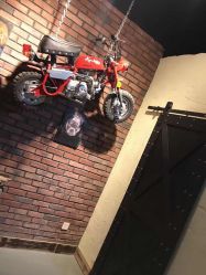 -闺绣刺青纹身店