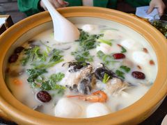 秀水浓汤鱼头皇（半个）-羡餐厅-千岛湖自由洲际殿