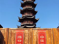 -龙华寺