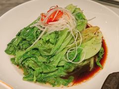 油淋罗马生菜-城南往事·鲁菜·烤鸭(世茂宽厚里·大明湖店)