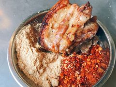 小猪儿肉-胡四哥特色火盆烧烤(一分店)