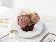 “倾慕·挚爱”洋牡丹红丝绒纸杯-派悦坊·甜品·蛋糕(虹口龙之梦店)