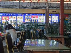 -潘先生平价海鲜城(神州半岛店)