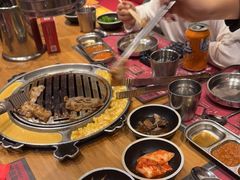 -青瓦炭韩潮烤肉(花园道店)