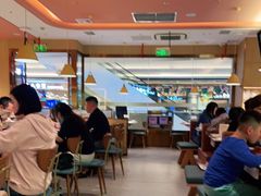 大堂-小鱼小牛·鱼牛干锅·脆鱼火锅(世欧广场店)