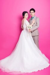 -巴黎婚纱摄影工作室