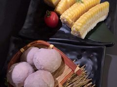 -湊湊火锅·茶憩(杭州湖滨银泰in77店)