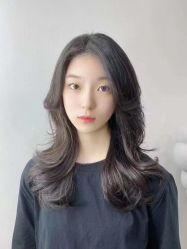 -IU潮牌·SALON