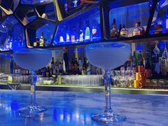 -OZONE 顶楼酒吧(香港丽思卡尔顿酒店)