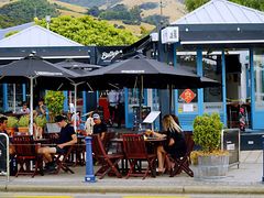 -Bully Hayes Restaurant & Bar