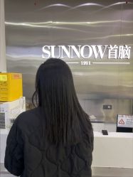 -首脑美发沙龙