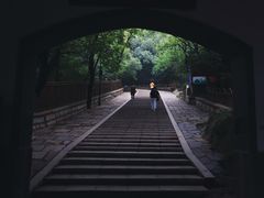 -灵岩山风景区