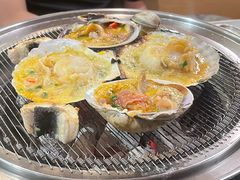 -围炉肉舍•炭烤活鳗•丹东海鲜烤肉(步行街店)