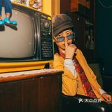 『复古港风写真｜帅气小姐姐的午后时光』
