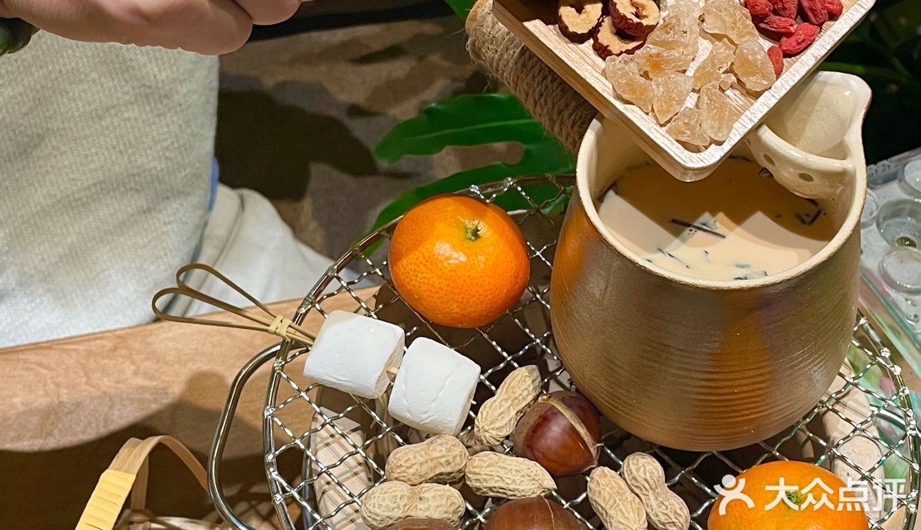 不愧是南门！超有氛围的异宠陪伴的围炉下午茶！