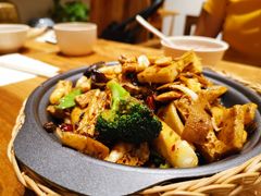 -一两饭川味素食餐厅