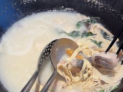 -陈大锅·岳阳鱼馆·地道岳阳菜(美食街店)