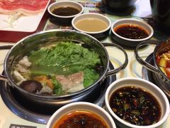 -湯島涮小火锅(余姚五彩城店)