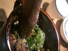 皮蛋青椒擂茄子-费大厨辣椒炒肉(万家丽一店)