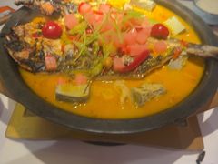 -鸣记脆皮烤鱼(三八广场店)