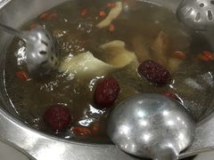 -粤潮牛肉火锅店(江南大道店)