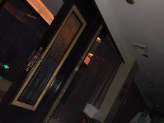 -碧中海汤泉汗蒸酒店