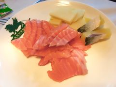 生鱼片-厦门宝龙铂尔曼大酒店·海鲜自助餐厅