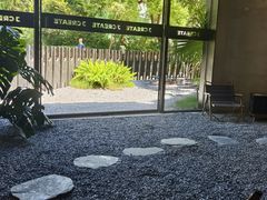 -J Create城市露营咖啡·简餐·宠物(上海动物园店)