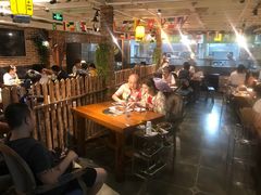 大堂-三个大叔东北烧烤·砂锅菜(西三旗店)