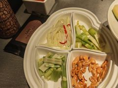 -左庭右院鲜牛肉火锅黑金店(陆家嘴中心店)