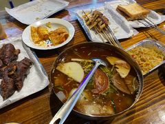 -马路牙子地桌烤肉(工体店)
