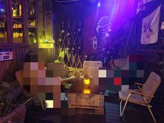 -城墙外BAR