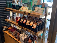 零售区-星巴克臻选(北京世贸天阶店)