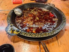 -三道苗苗鱼·美蛙黄辣丁(八里店)
