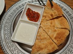 新疆烤馕-耶里夏丽新疆餐厅(百联中环购物广场店)