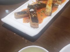 -东口码头·烧鸽子·鱼头泡饼·地方菜(金鹰悦城店)