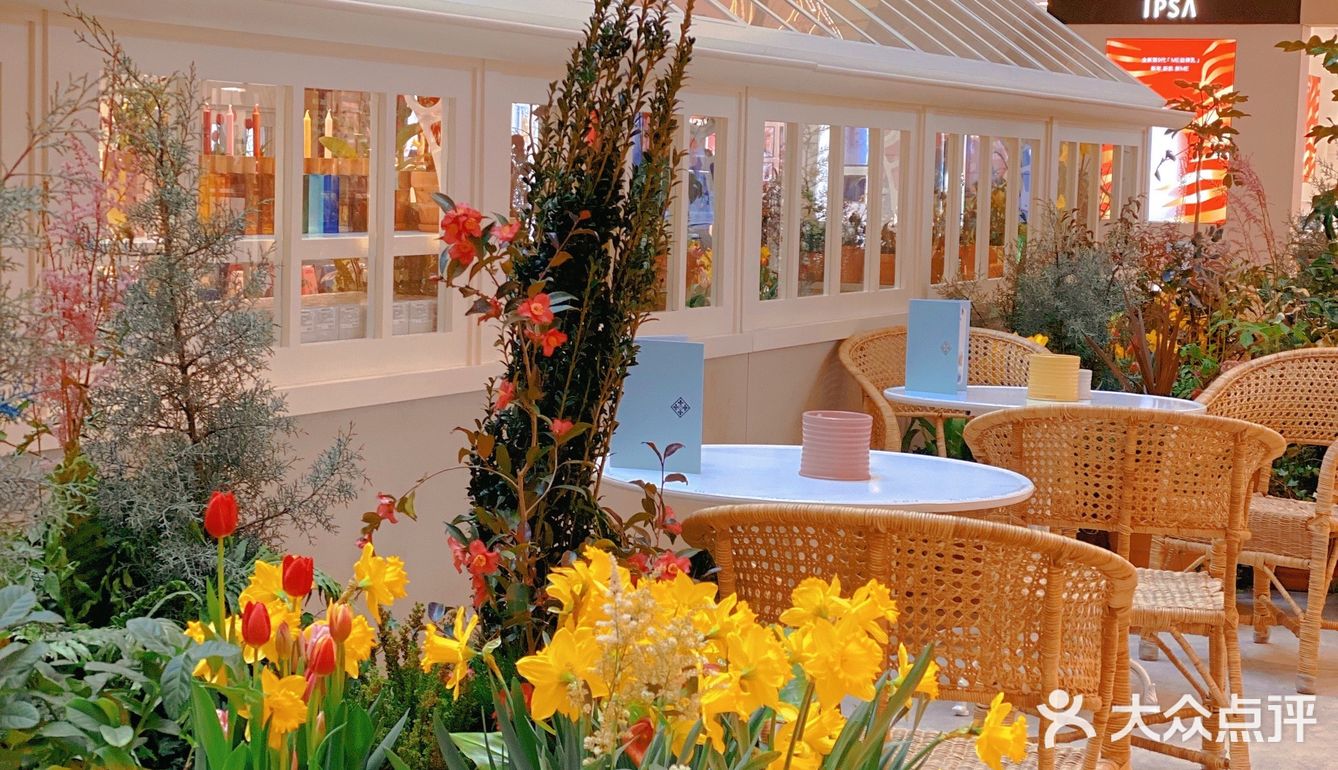 咖啡探店一第六百一十九家LOEWE快闪店