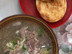 -王师一把抓羊肉泡馍(河东东街店)