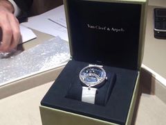 -梵克雅宝(国贸商城店)