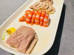 -HOMES上海本帮菜(襄阳公园店)