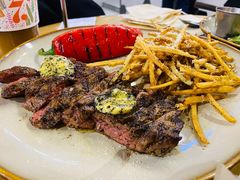 安格斯草饲无激素牡蛎牛排-HELLO 27 意面·沙拉·帕尼尼