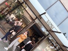 -MCM(比斯特上海购物村店)